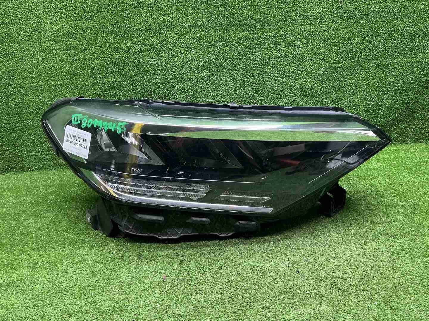 Фара правая VW Polo 6 (2020-2022) LED