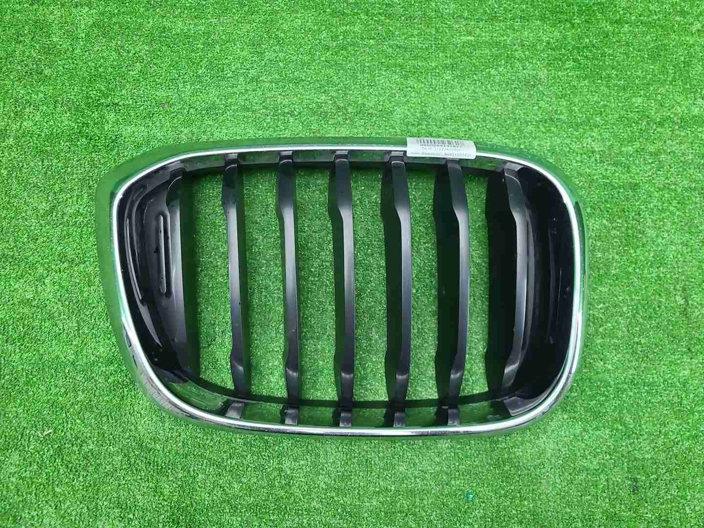 Решетка радиатора правая BMW X3 G01 X4 G02 (17-21)