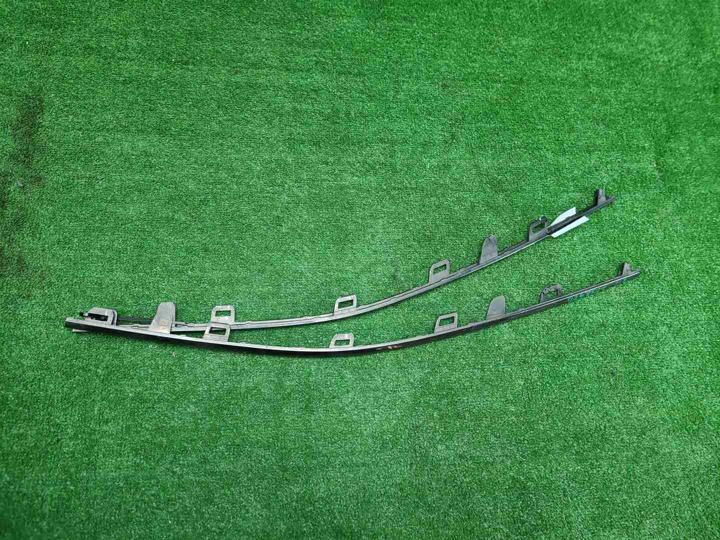 Накладка переднего бампера Lixiang L9 (2022-н.в.)