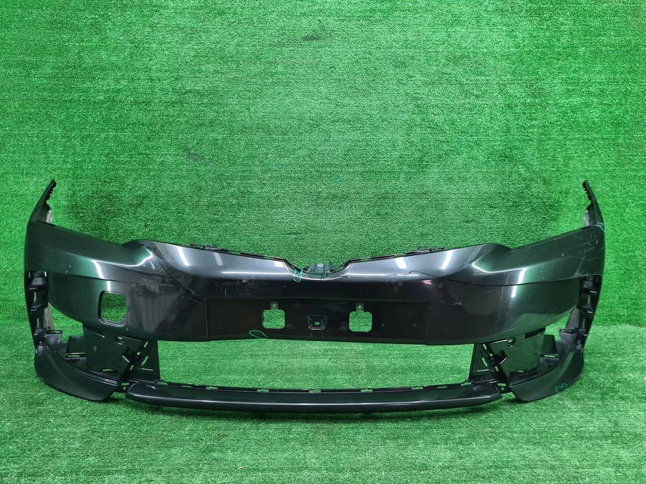 Бампер передний Toyota Corolla E160 (2015-2019)