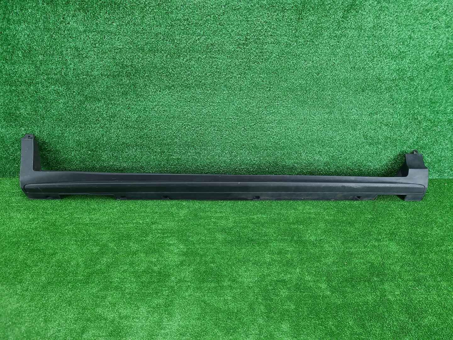 Накладка порога правая Geely Coolray (2019-2024)