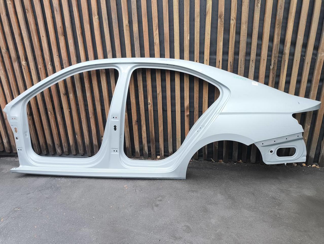 Крыло заднее левое Skoda Octavia A8 (2019-н.в.)