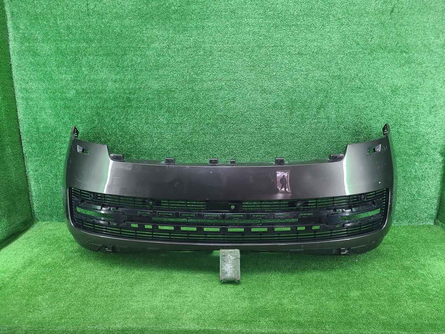 Бампер передний Range Rover Vogue 5 L460 (21-нв)