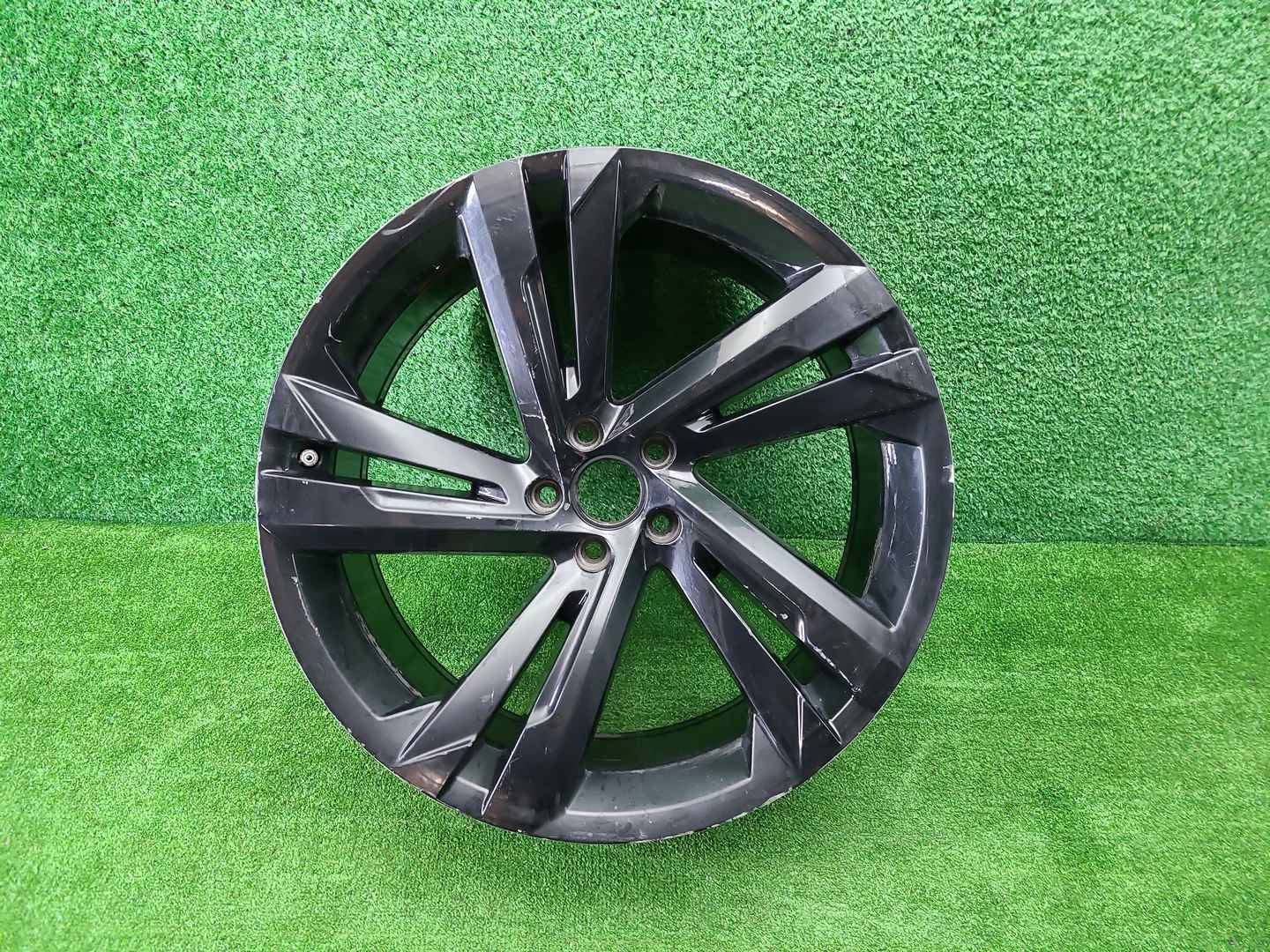 Диск литой R21 VW Teramont (2021-2023)