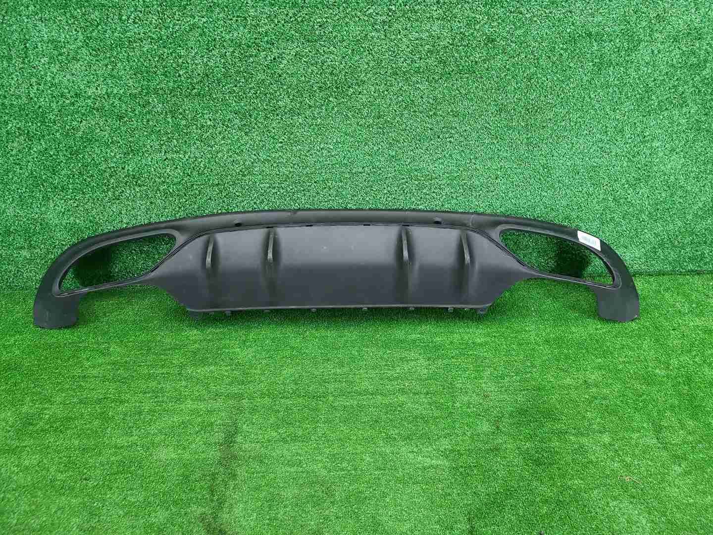 Юбка заднего бампера Mercedes C w205 (18-23) AMG
