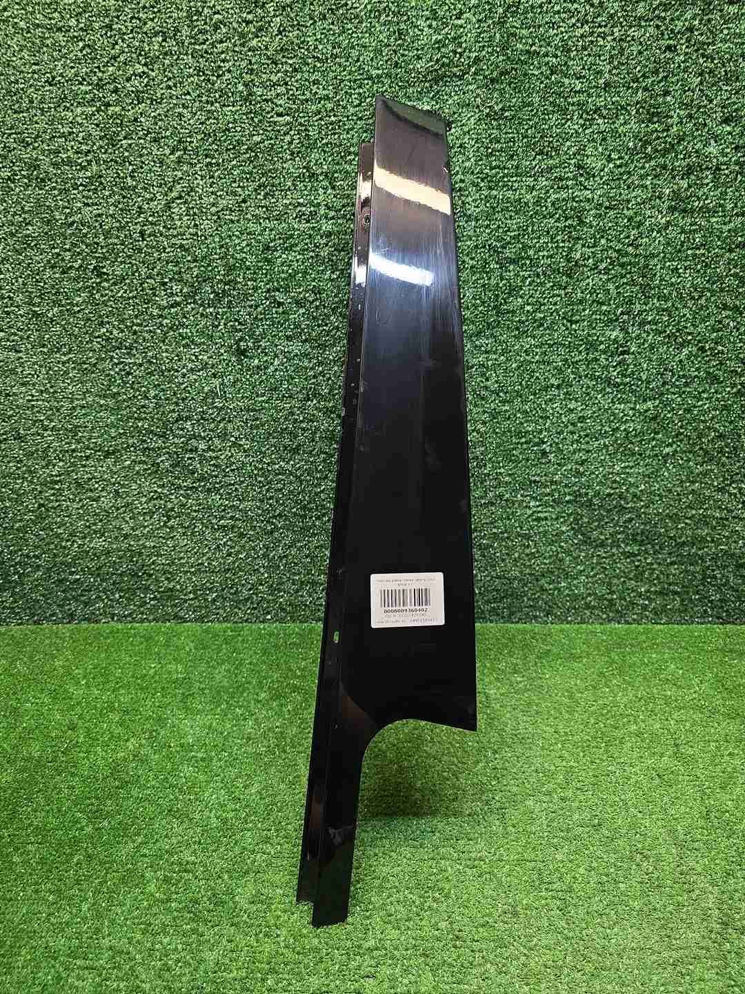 Накладка двери задняя правая BMW X5 G05 (18-нв)