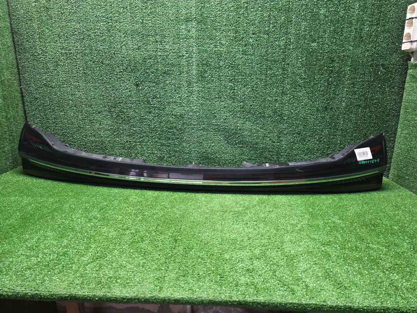 Фонарь крышки багажника Hongqi HS5 (2023-н.в.)