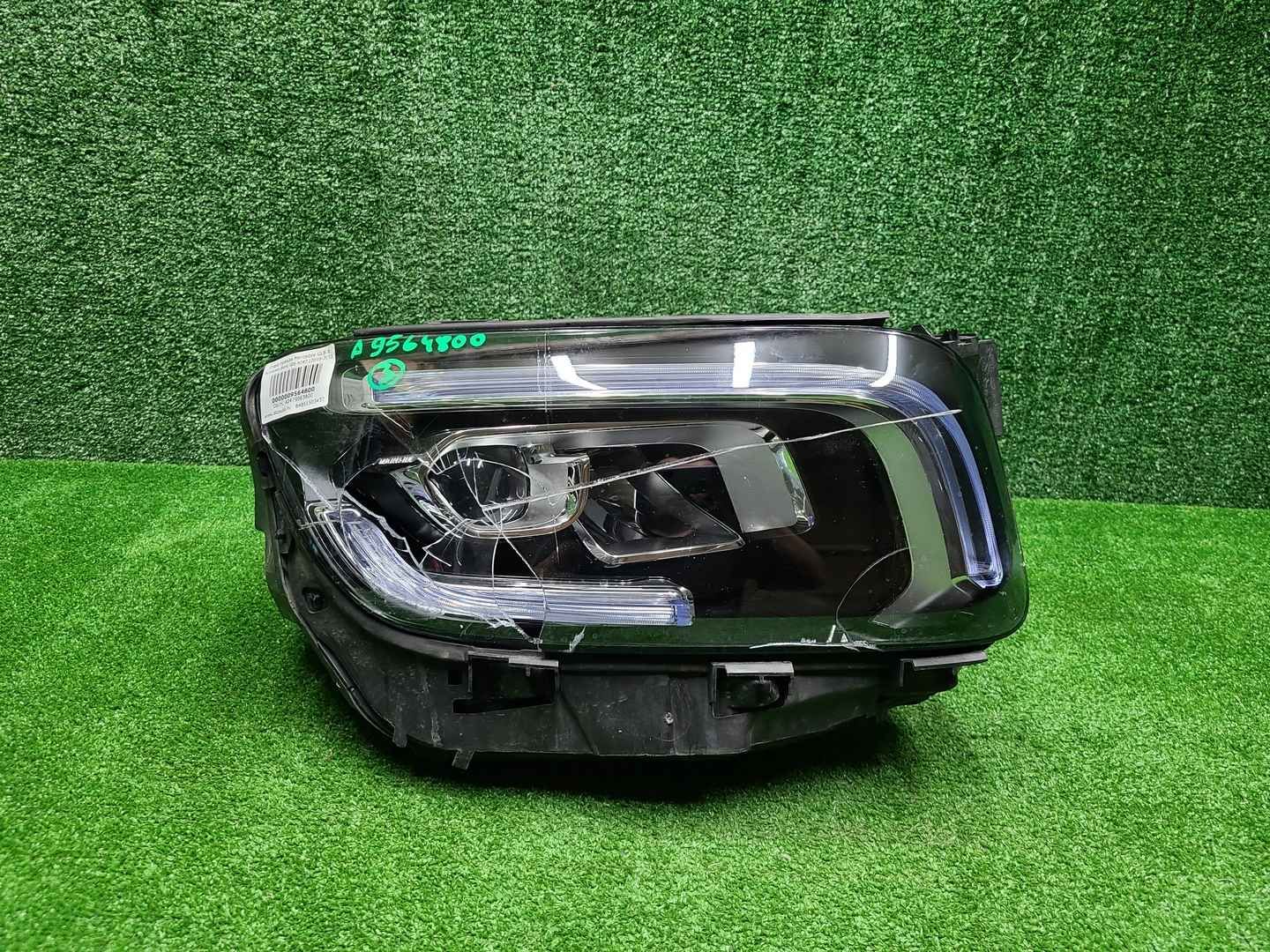 Фара правая Mercedes GLB X247 (2019-2023) LED