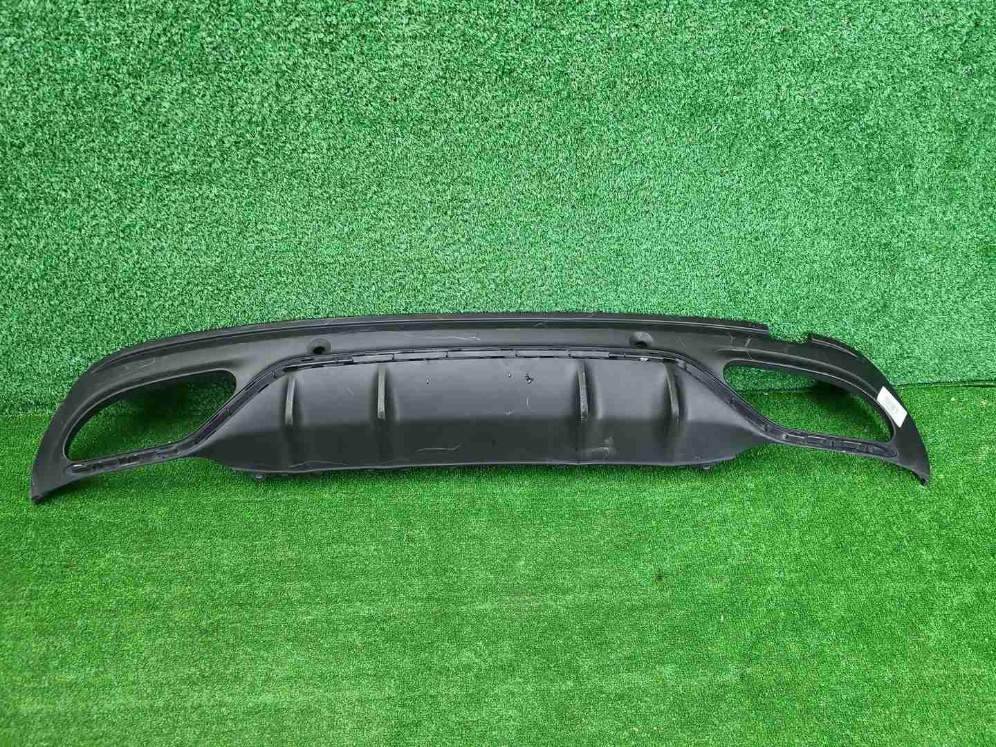 Юбка заднего бампера Mercedes C w205 (18-23) AMG