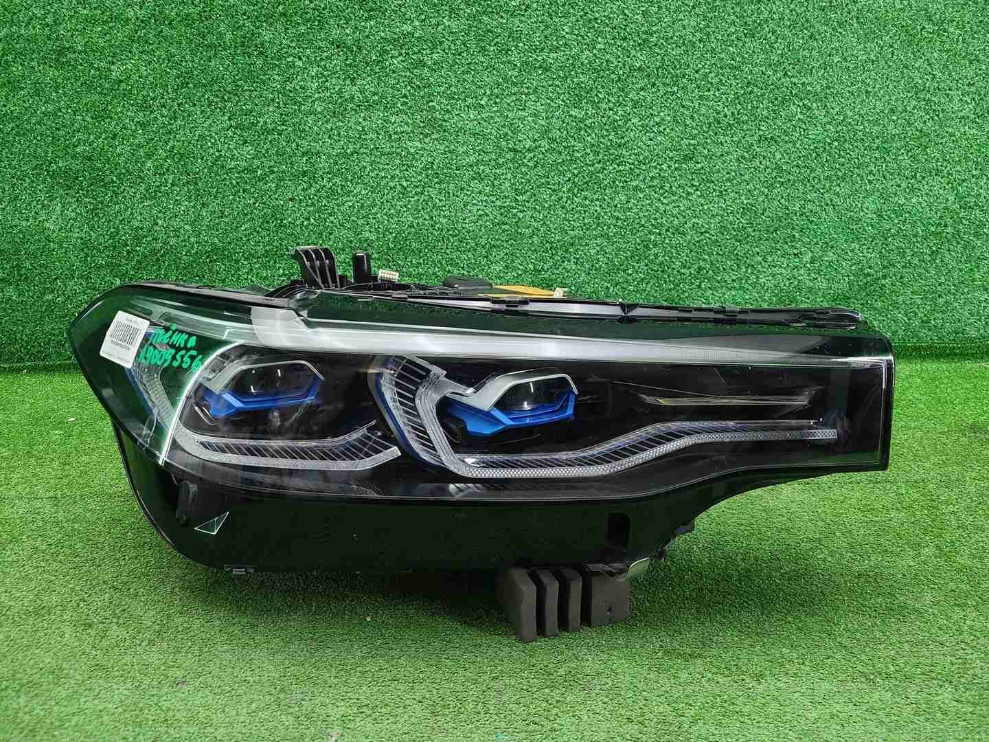 Фара правая BMW X7 G07 (2019-2022) Laser Light