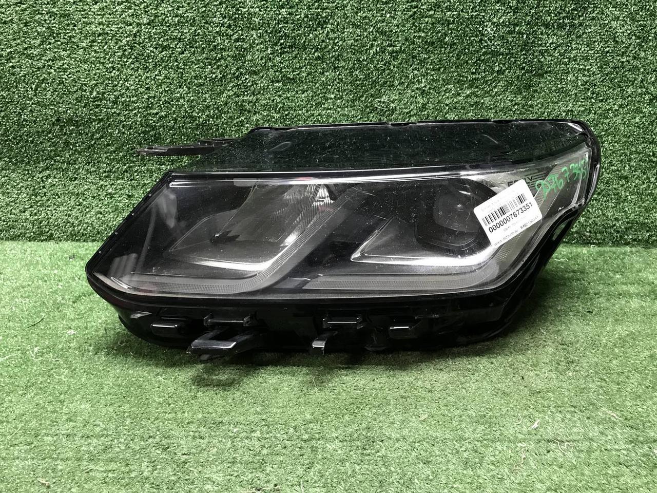 Битая Фара левая Geely Coolray (2019-2024) LED