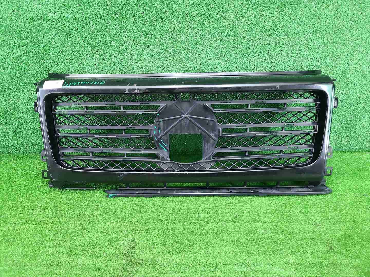 Решетка радиатора Mercedes G W463 (2018-2024)
