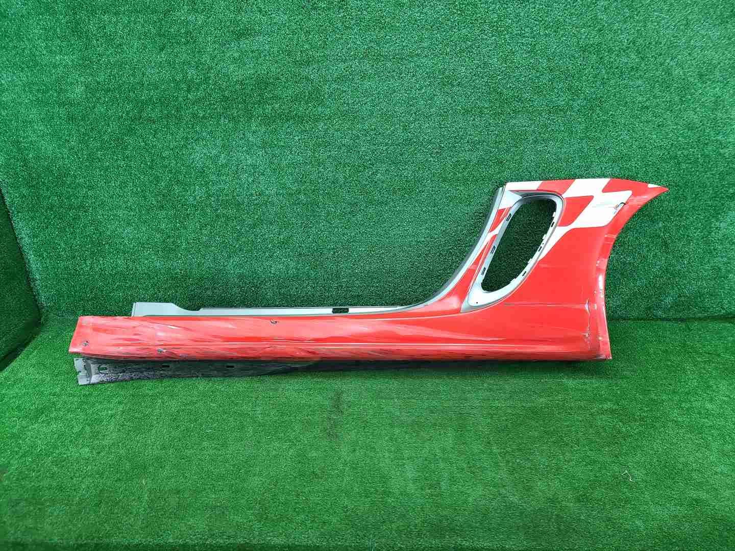 Накладка порога левая Porsche Cayman 718 982 16-25
