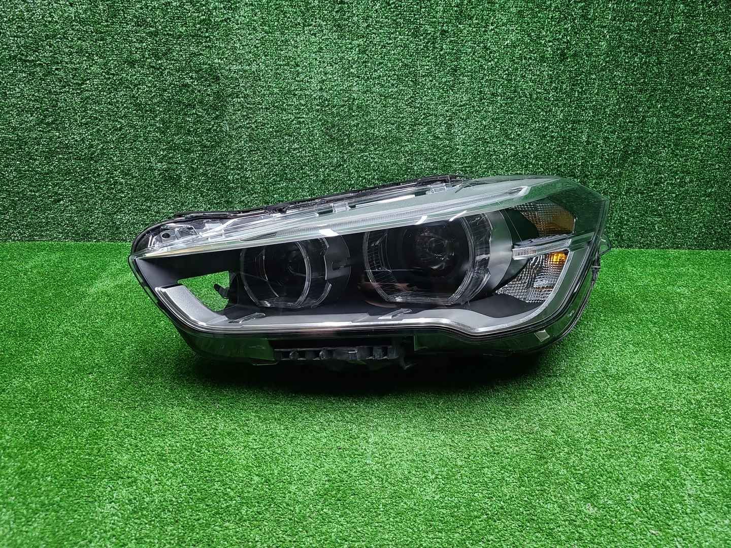 Фара левая BMW X1 F48 (2015-2019) LED