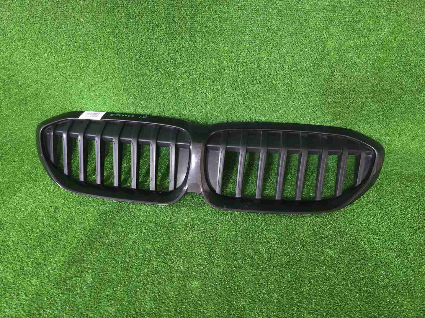 Решетка радиатора BMW 3er G20 (2018-2022)