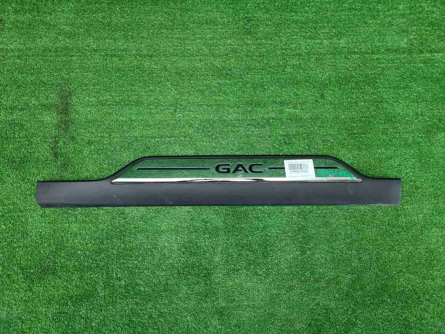 Накладка двери задняя правая GAC GN8 (2019-2023)
