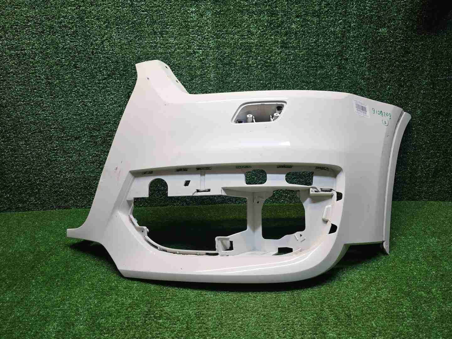 Бампер передний левая часть Audi Q3 1 8U (11-14)