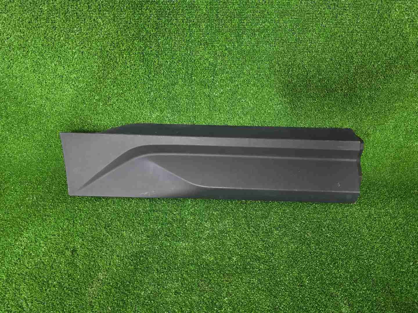 Накладка двери задняя правая Geely Coolray (19-24)