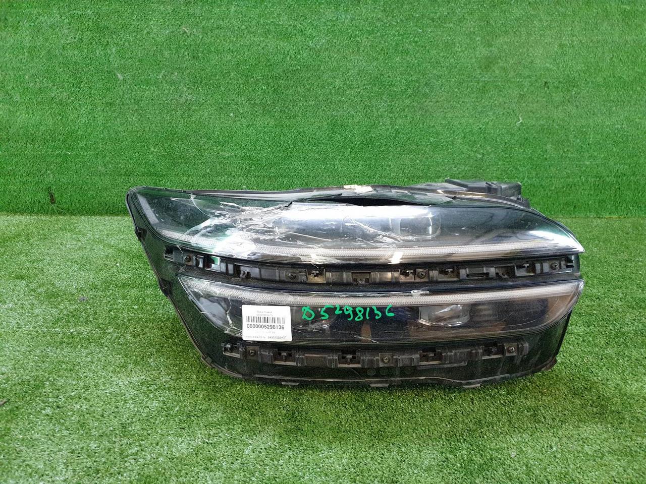 Битая Фара правая Genesis GV70 (2020-н.в.) LED