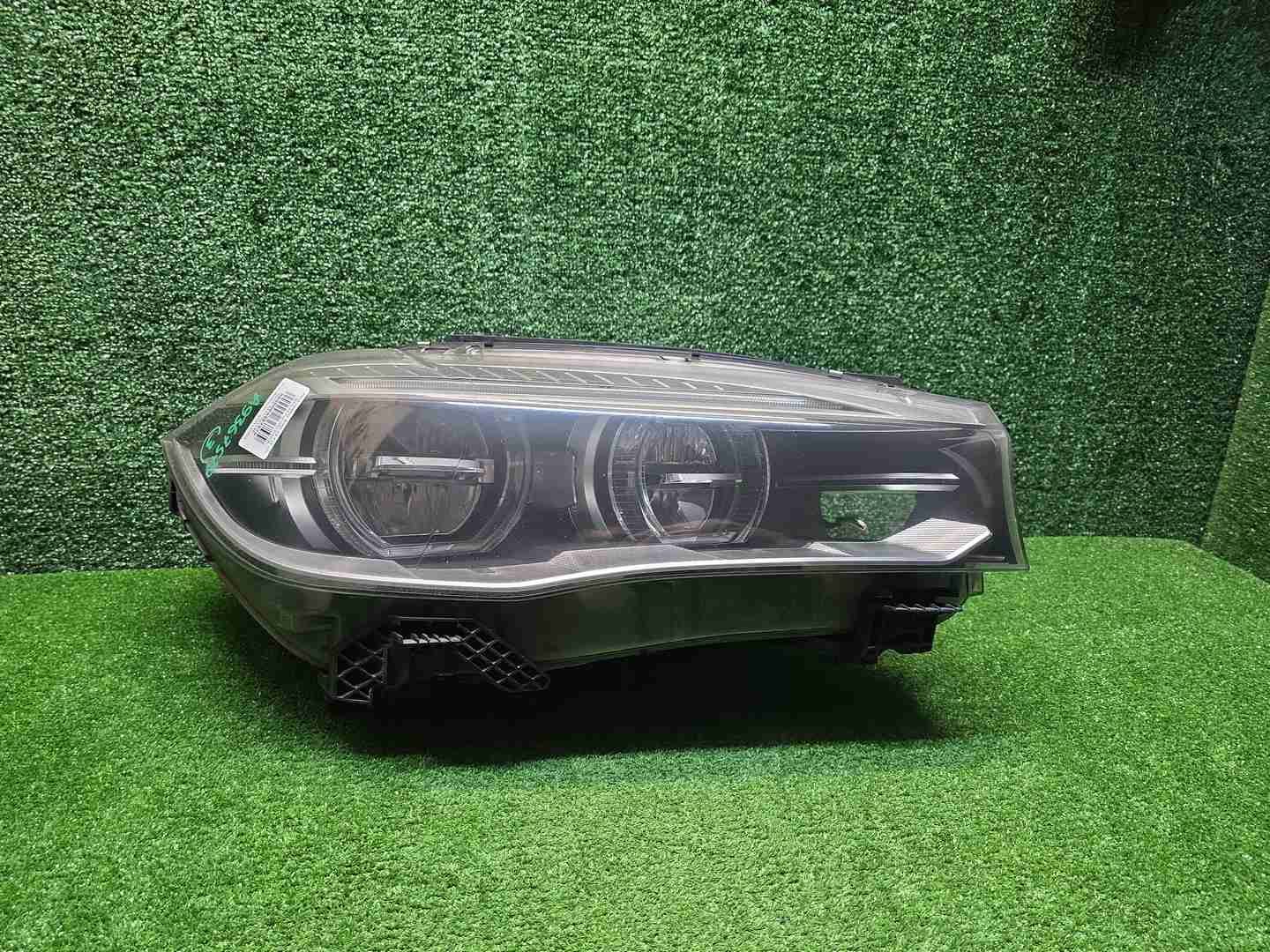 Фара правая BMW X5 F15 (2013-2015) Adaptive LED