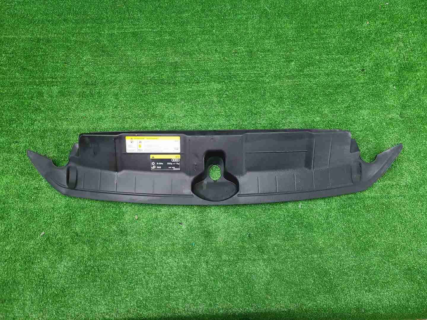 Кожух замка капота Audi TT 8S (2014-2023)