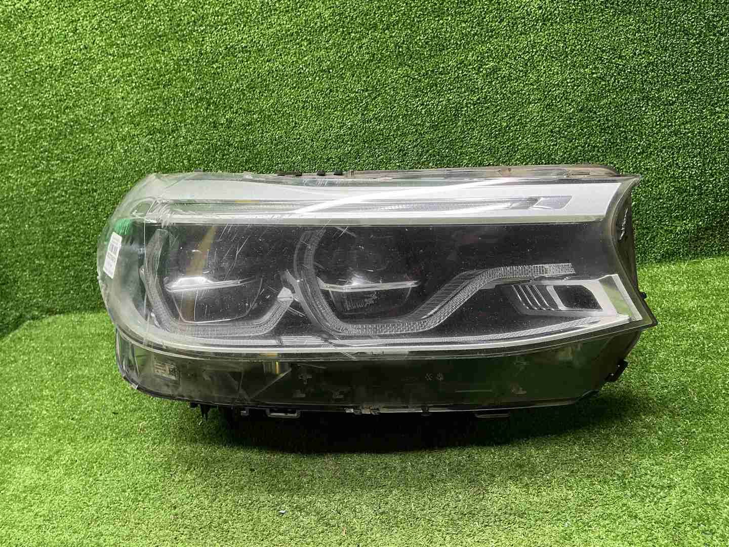 Битая Фара правая BMW 6er G32 (17-20) Adaptive LED