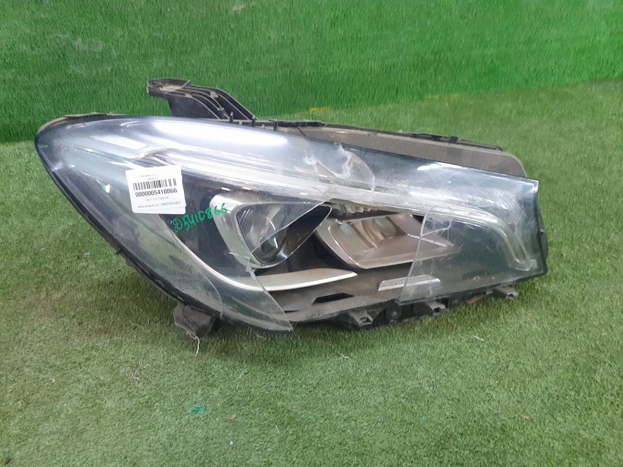 Фара правая Mercedes CLA C117 (2016-2019) LED