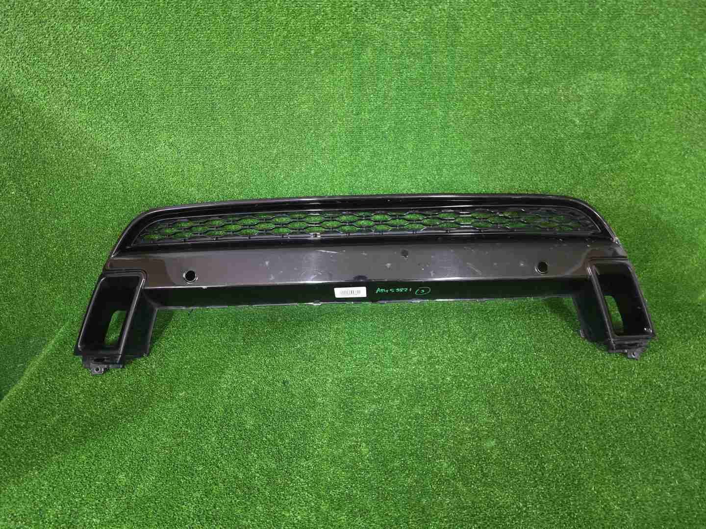 Решетка бампера Range Rover Sport 2 L494 17-22 SVR