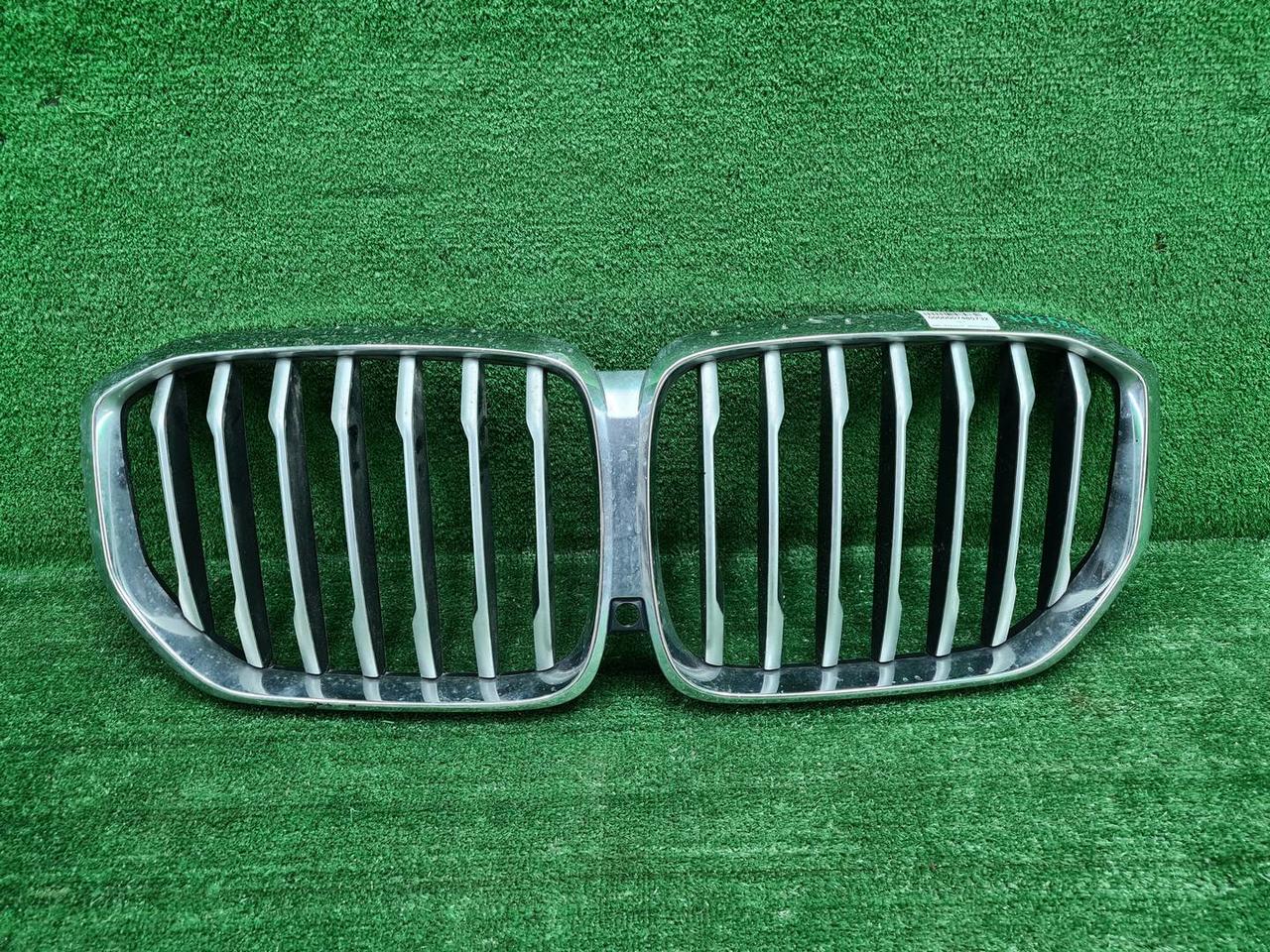 Решетка радиатора BMW X5 G05 (2018-2023)