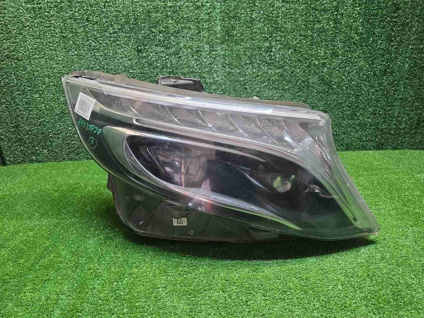 Фара правая Mercedes V w447 (2014-н.в.) LED