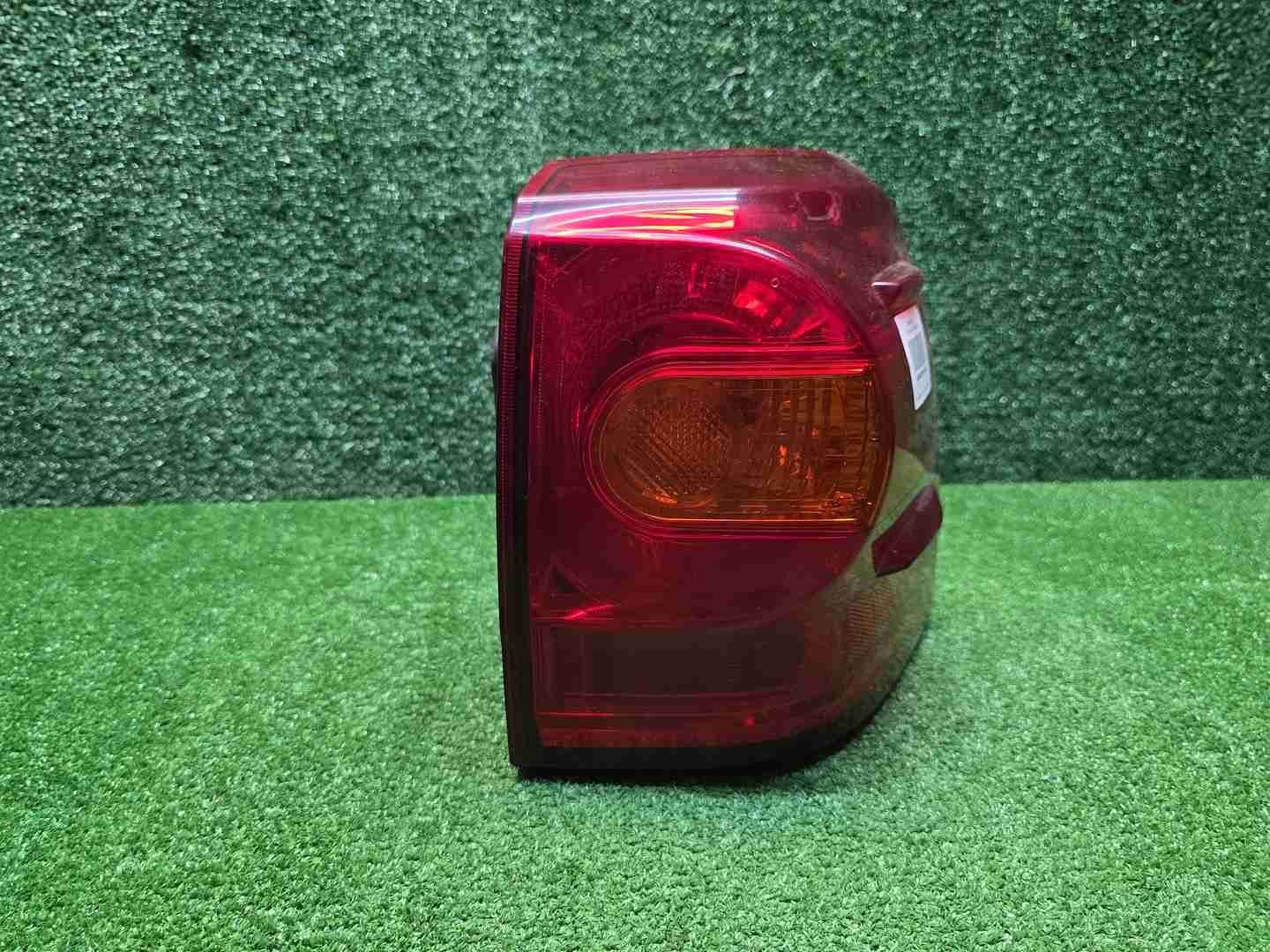 Фонарь правый внешний Land Cruiser 200 (2012-2015)