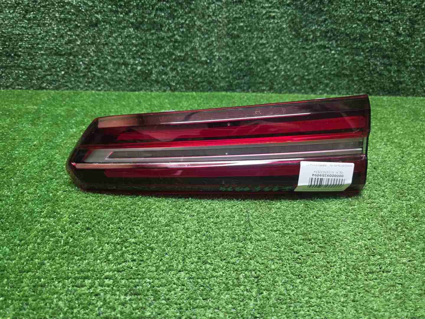 Фонарь правый внутренний BMW X3 G45 G48 (24-нв)