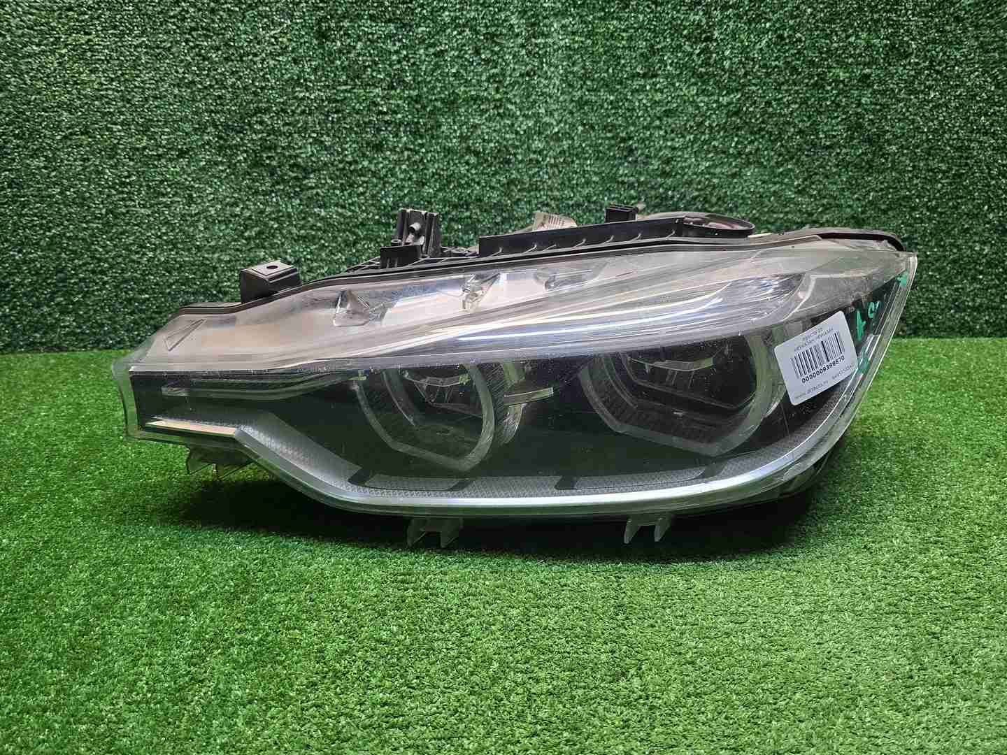 Фара левая BMW 3er F30 (2015-2020) LED