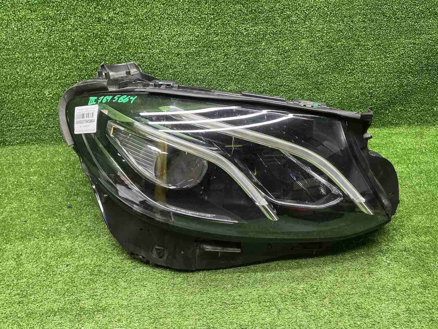 Фара правая Mercedes E W213 (2016-2021) LED