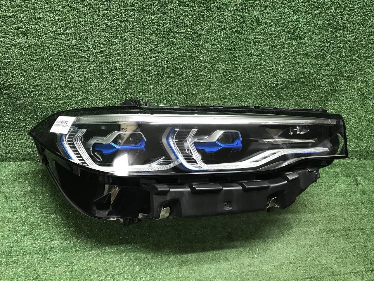 Фара правая BMW X7 G07 (19-22) Laser Light