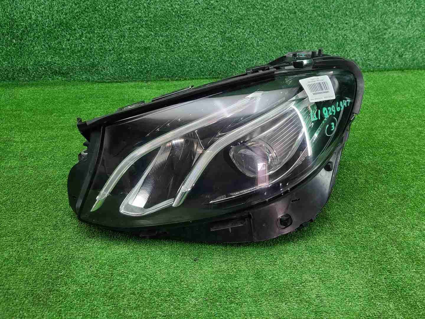Фара левая Mercedes E W213 (2016-2021) LED