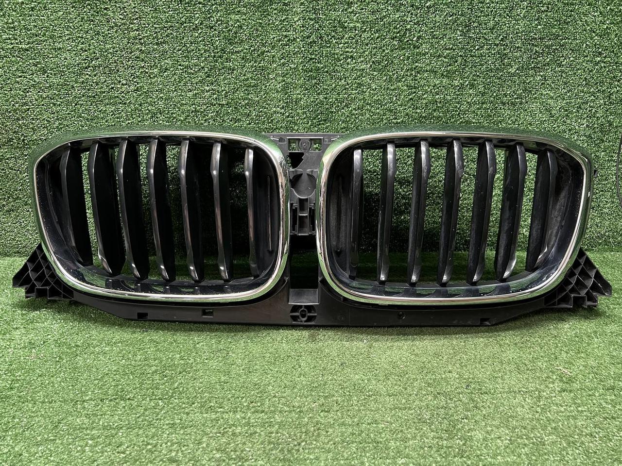 Решетка радиатора BMW X3 G01 (2017-2021)