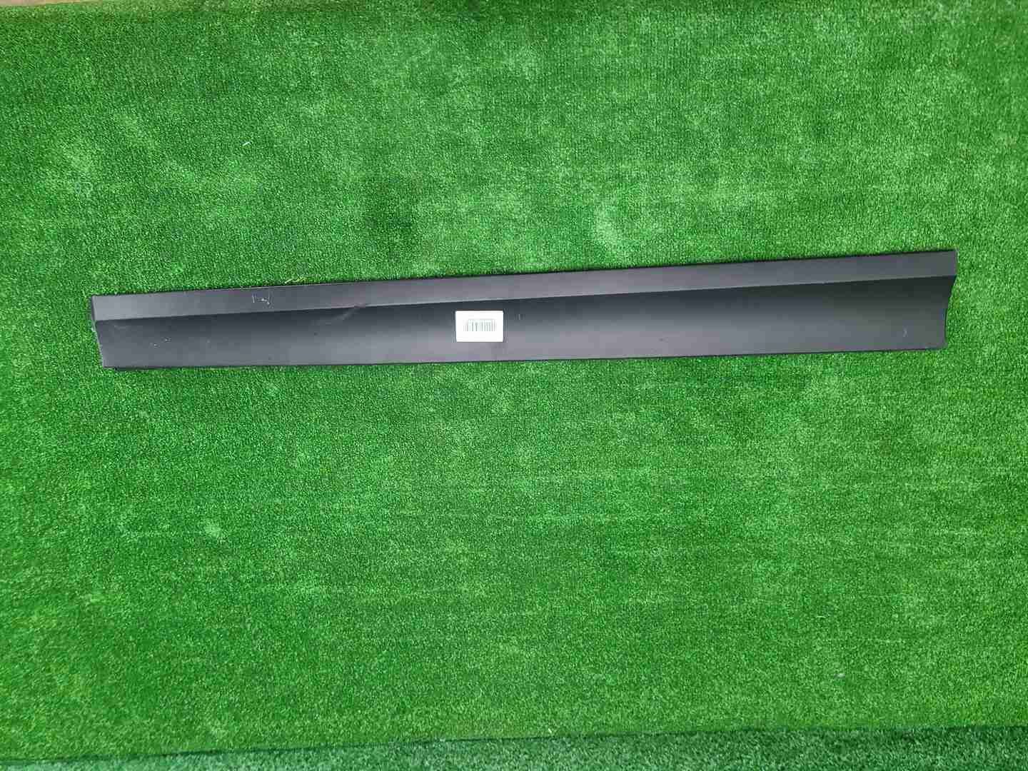 Накладка двери передняя левая BMW X3 F25 (10-17)