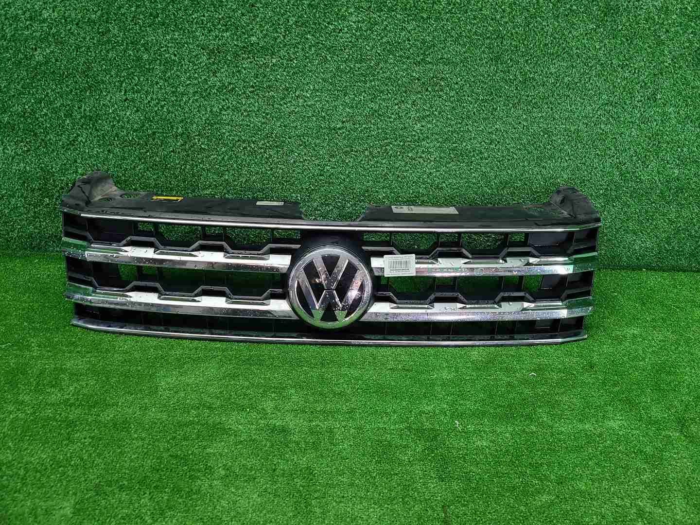 Решетка радиатора VW Teramont (2017-2022)