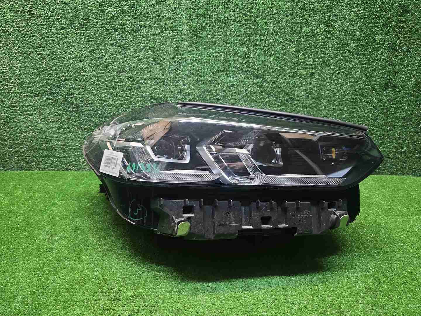 Фара правая BMW X3 G01 (2021-2024) LED