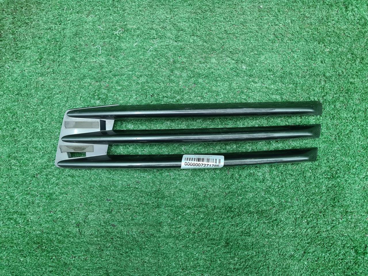 Решетка переднего бампера RR Vogue 4 L405 (17-22)