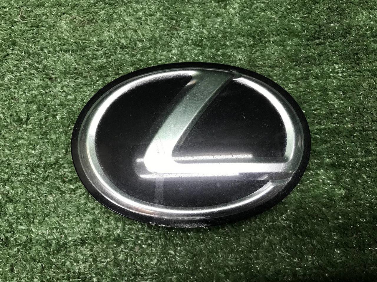 Эмблема решетки радиатора Lexus RX 4 (2019-2022)