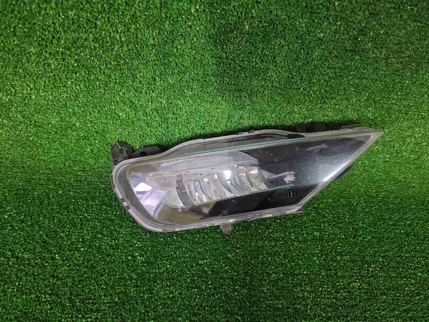 ПТФ правая Volvo XC90 2 (2014-2019) LED