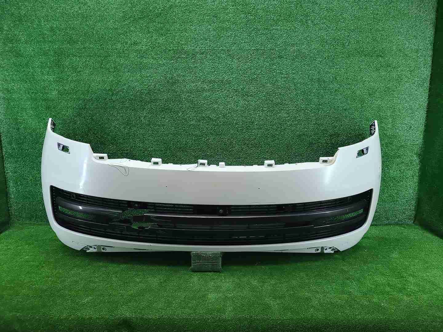 Бампер передний Range Rover Vogue 5 L460 (21-нв)