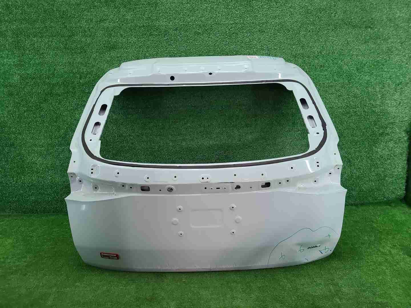 Крышка багажника Omoda C5 (2022-н.в.)