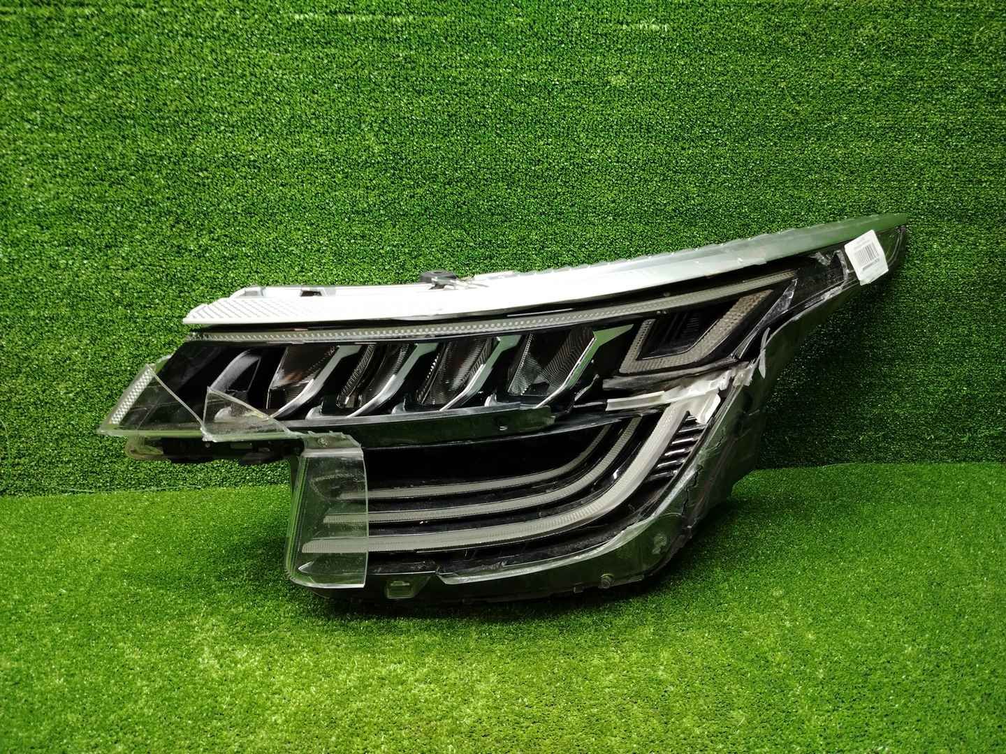 Битая Фара левая Kia Seltos (2019-2025) LED