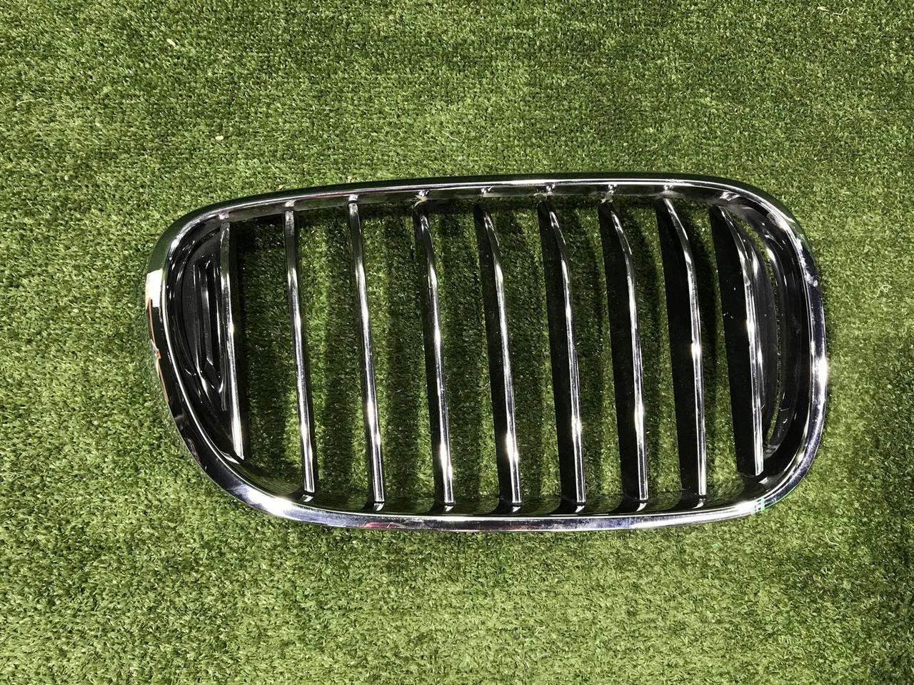 Решетка радиатора правая BMW 7er G11 G12 (2015-2019)
