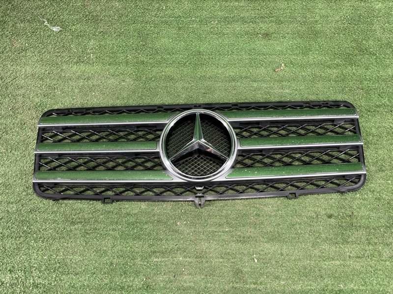 С4021 Решетка радиатора Mercedes G W463 (2012-2018)