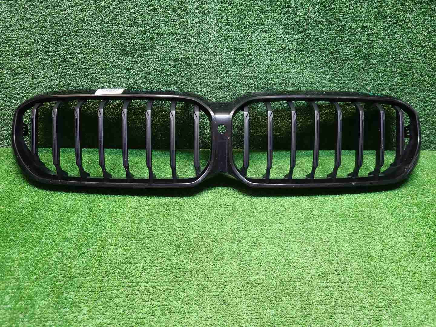 Решетка радиатора BMW 5er G30 (2020-2023)
