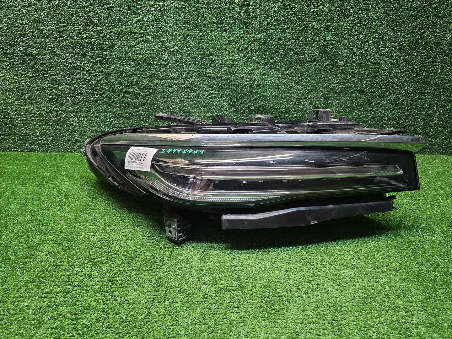 Габарит правый Hongqi H5 2 (2022-н.в.) LED